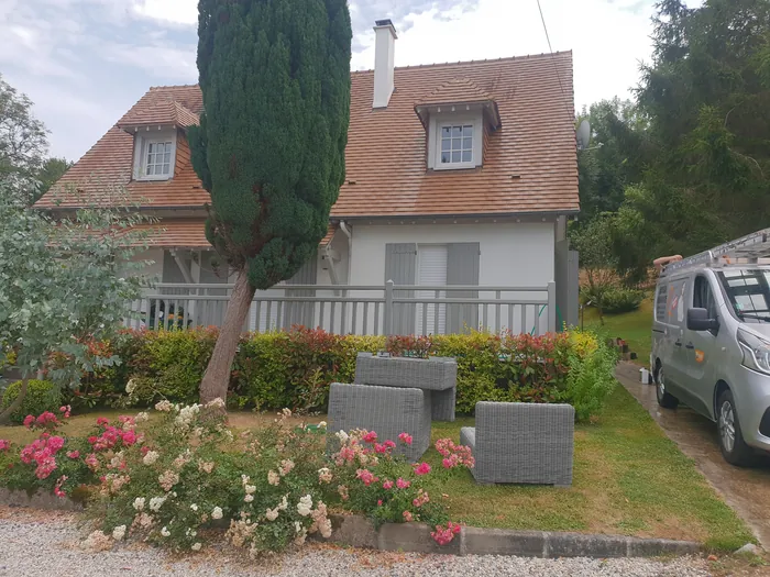 Recherche de fuite et d’infiltration sur une toiture par Maison Dallau