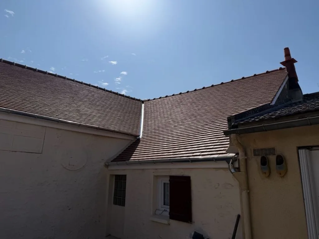 Zinguerie : noues et gouttières réalisées par Maison Dallau